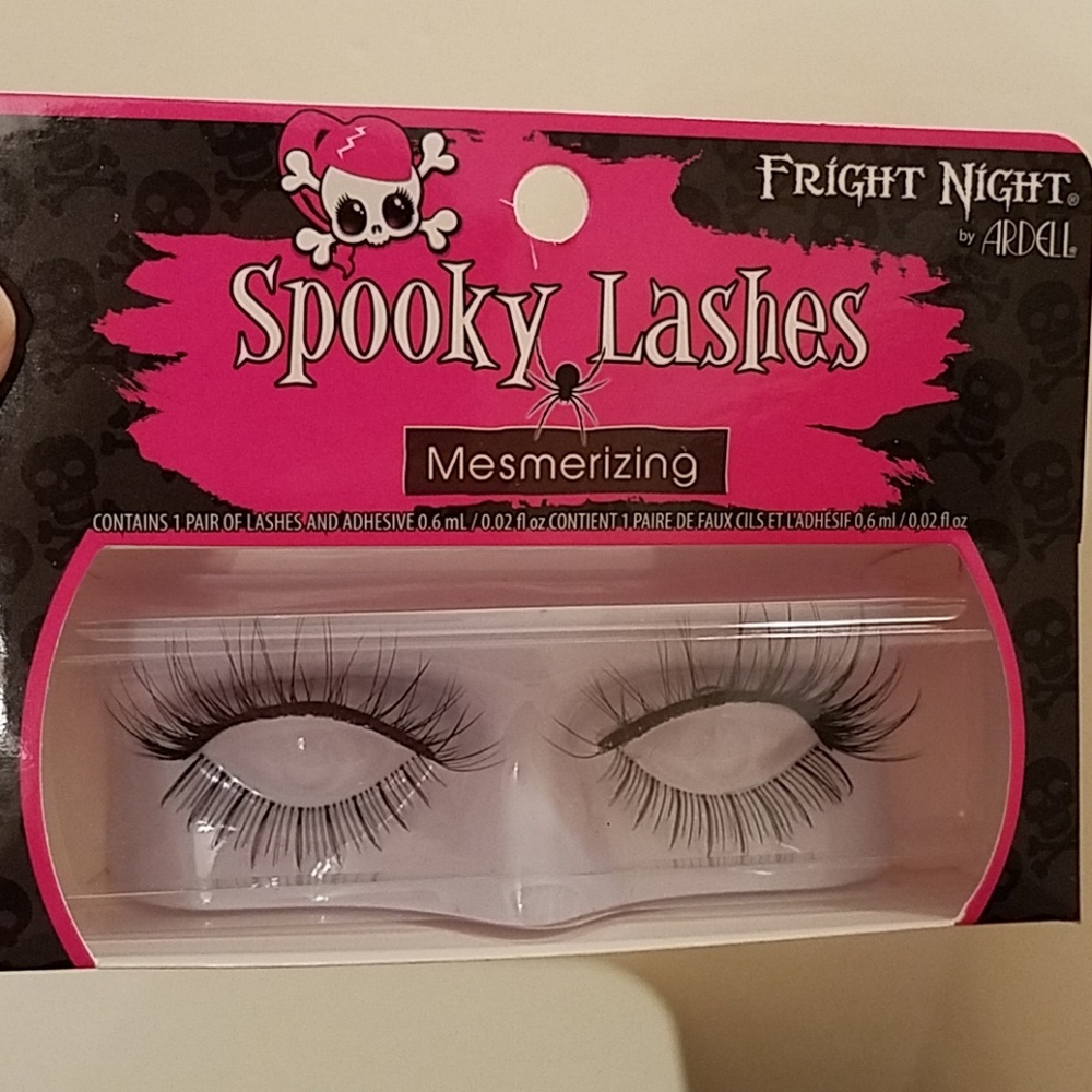 ❣ HOT PICK ❣NEW❣Mesmerizing Ardell lashes!